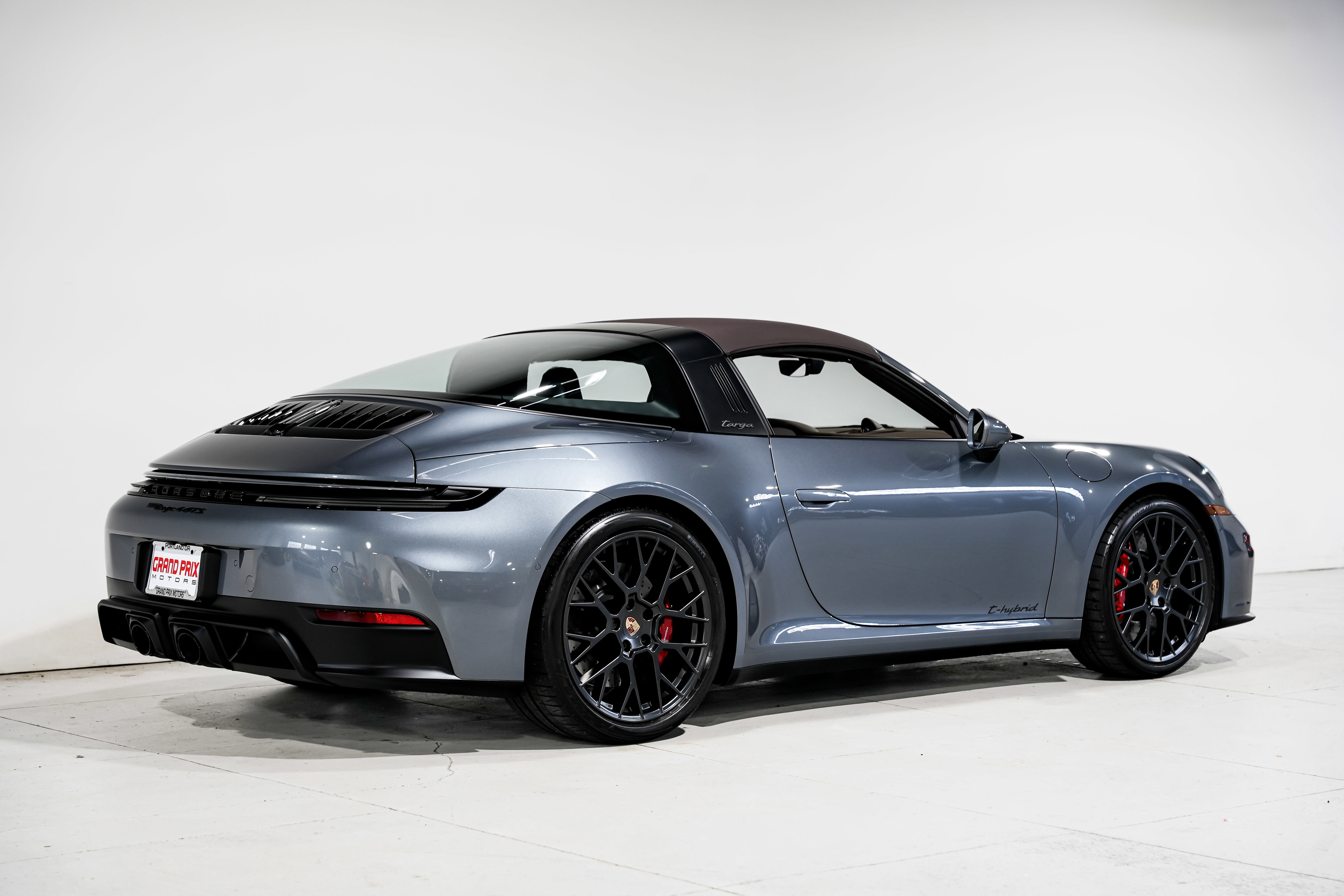 Used 2025 Porsche 911 Targa 4 GTS image 4