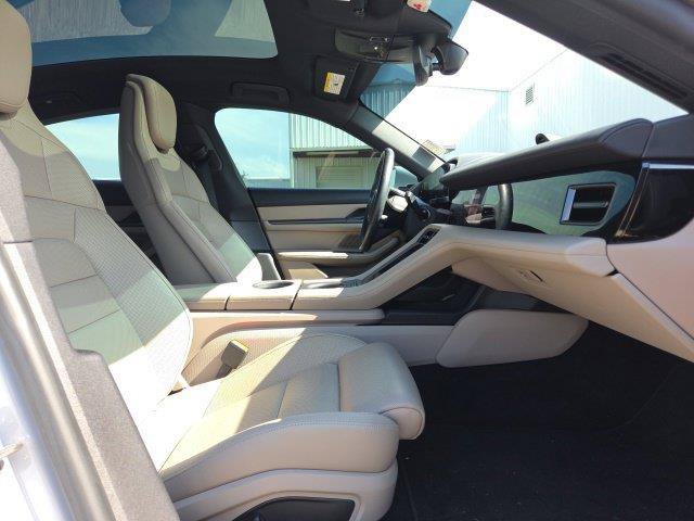 Used 2025 Porsche Taycan RWD image 19
