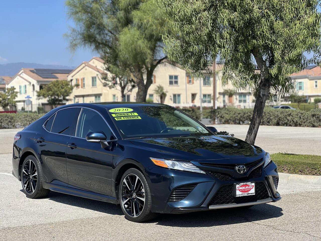 Used 2020 Toyota Camry XSE image 1