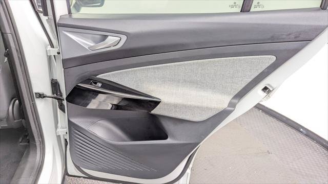 Used 2023 Volkswagen ID.4 Pro RWD image 19