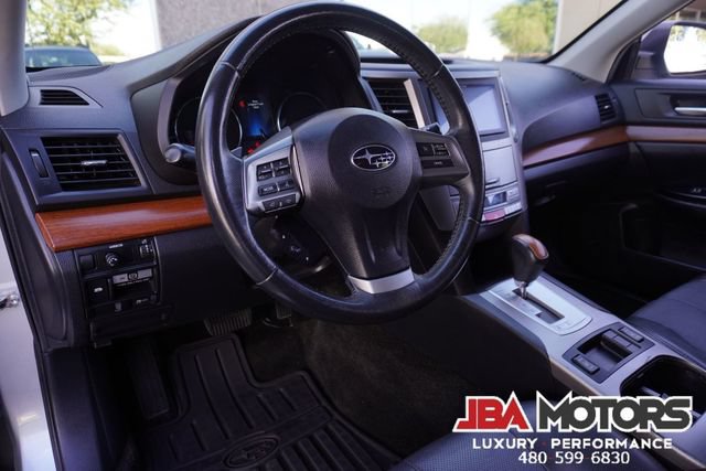 Used 2014 Subaru Outback 2.5i Limited w/ Moonroof Package AWD/4WD image 5