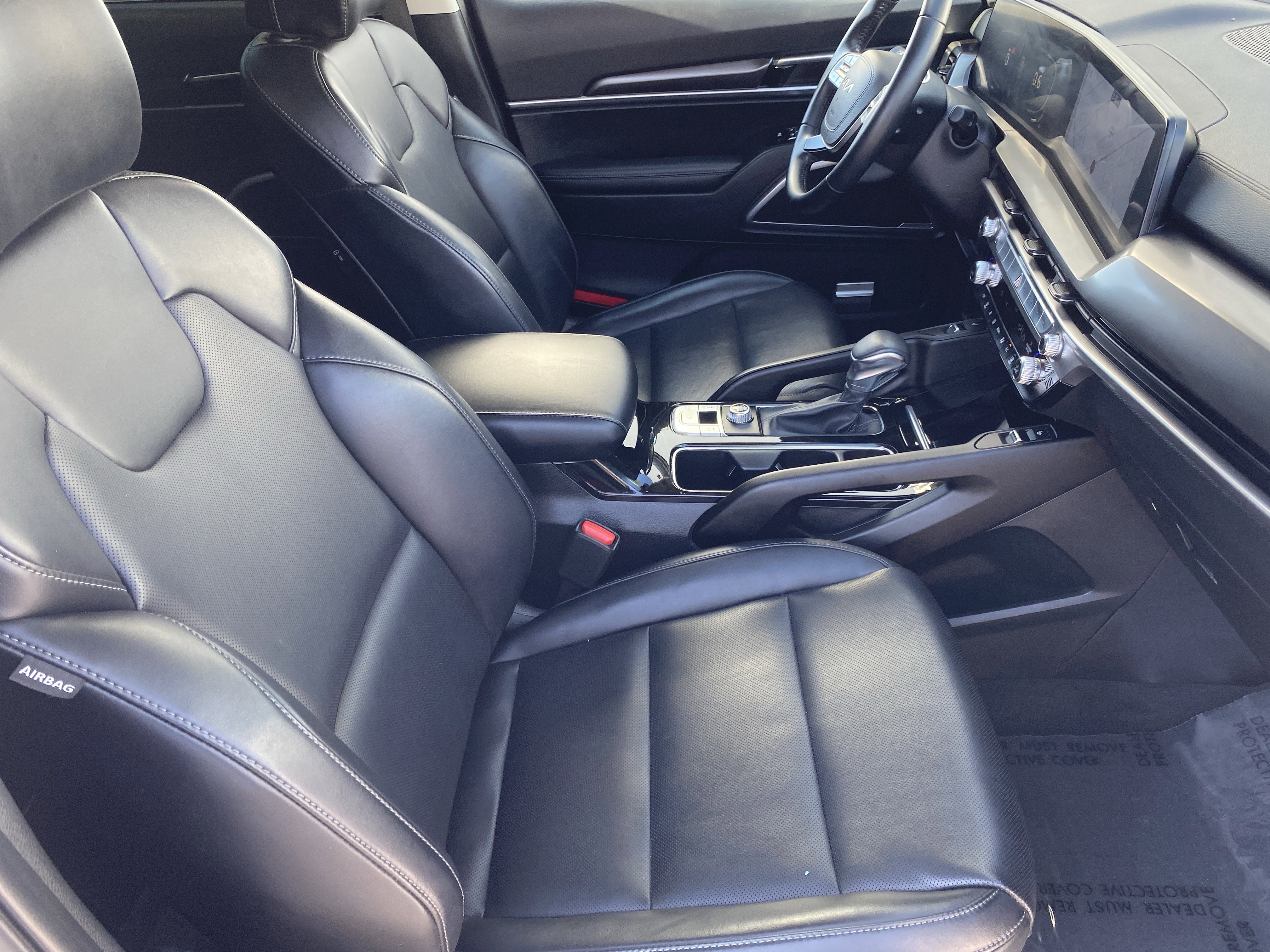 Used 2025 Kia Telluride S image 9