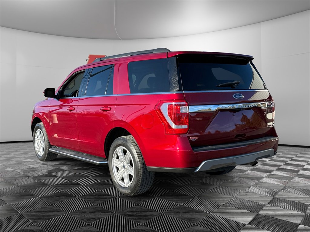 Certified 2019 Ford Expedition XLT w/ Equipment Group 202A image 5