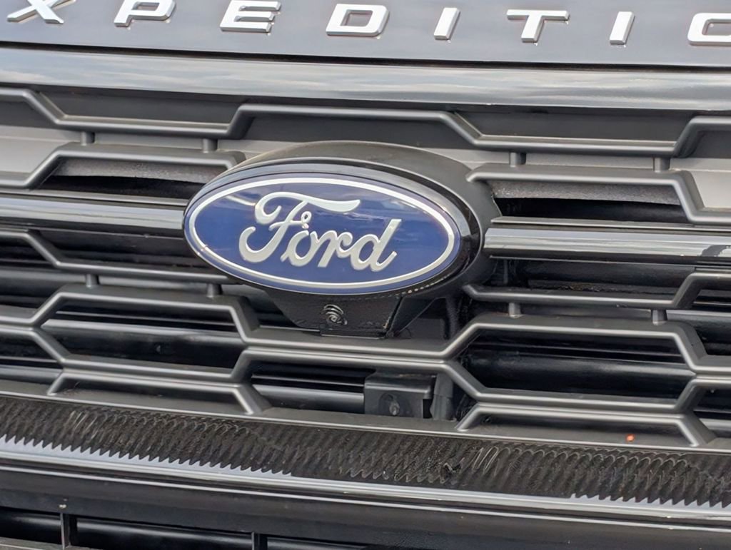 New 2026 Ford Expedition Active AWD/4WD image 13