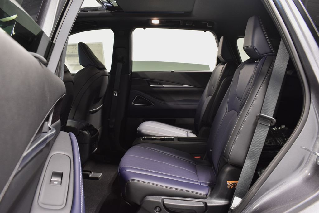 Certified 2026 INFINITI QX60 Sport w/ Dark Cargo Package AWD/4WD image 28