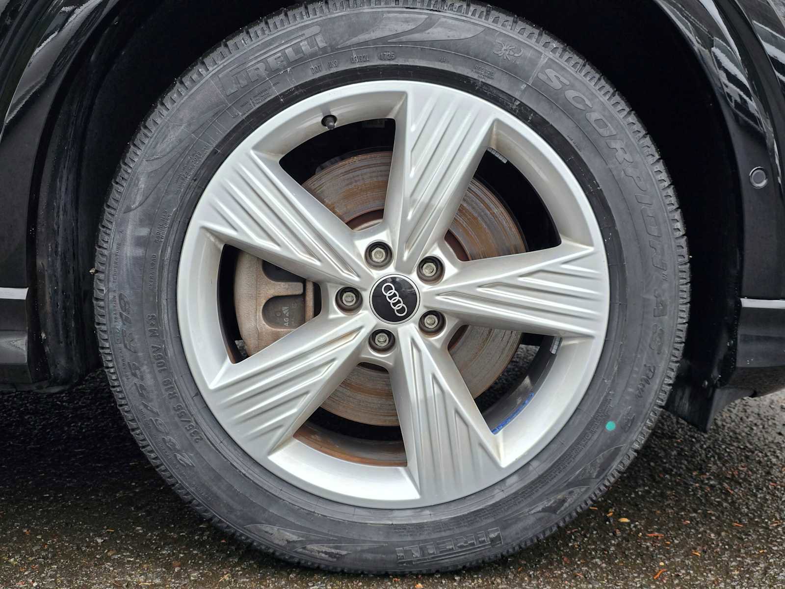 Used 2022 Audi Q4 e-tron Prestige image 9