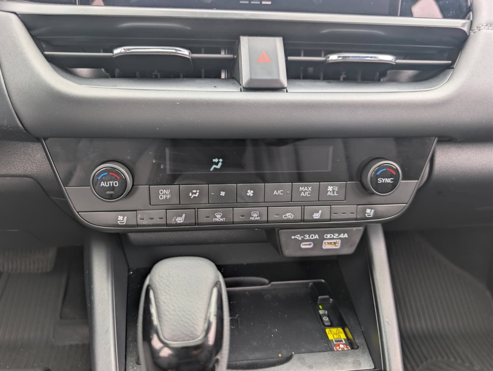 Used 2026 Subaru Outback Touring AWD/4WD image 29