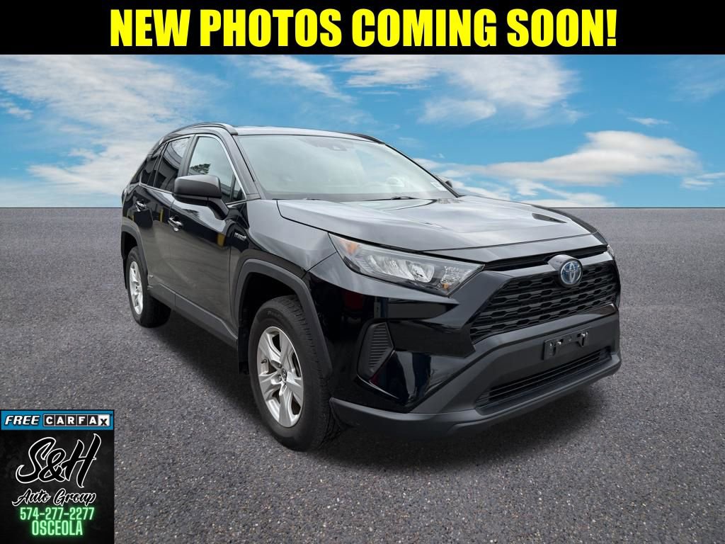 Used 2020 Toyota RAV4 LE w/ Carpet Mat Package