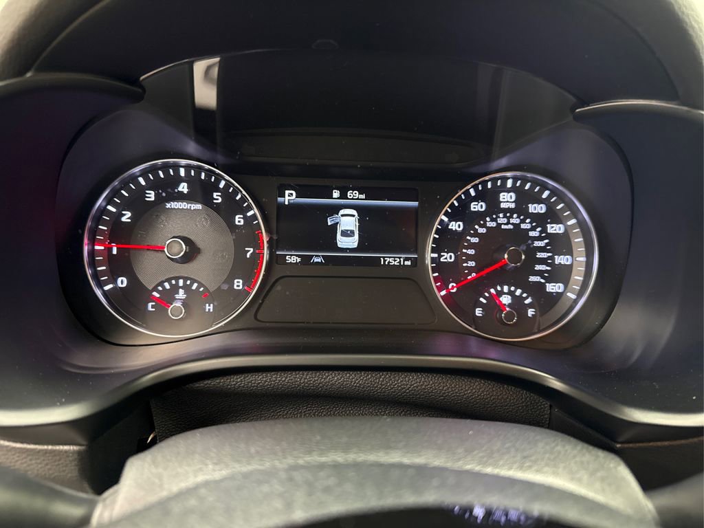 Used 2022 Kia Forte LXS image 21