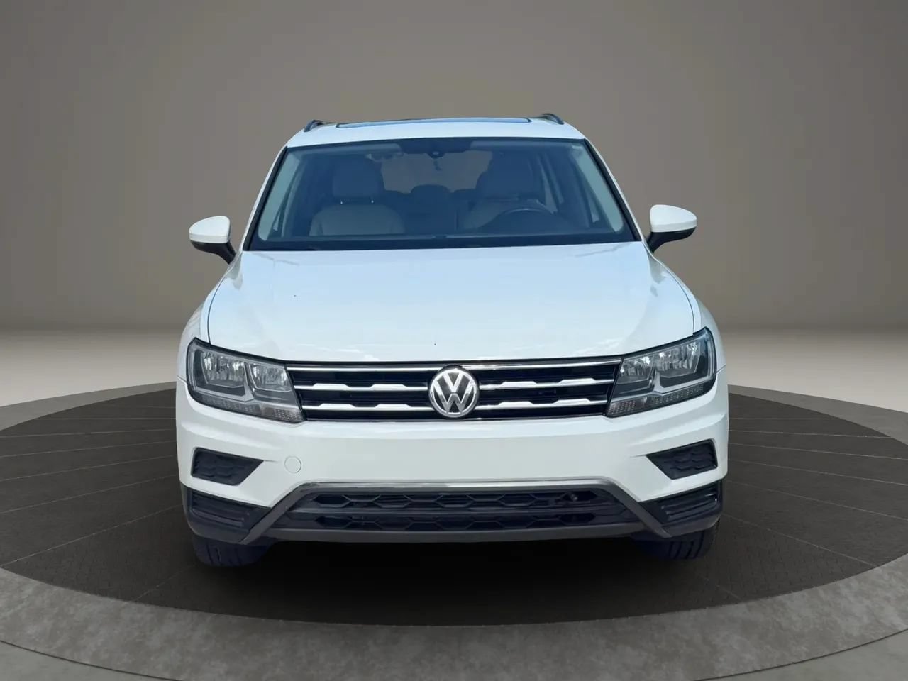 Used 2019 Volkswagen Tiguan SE FWD image 8
