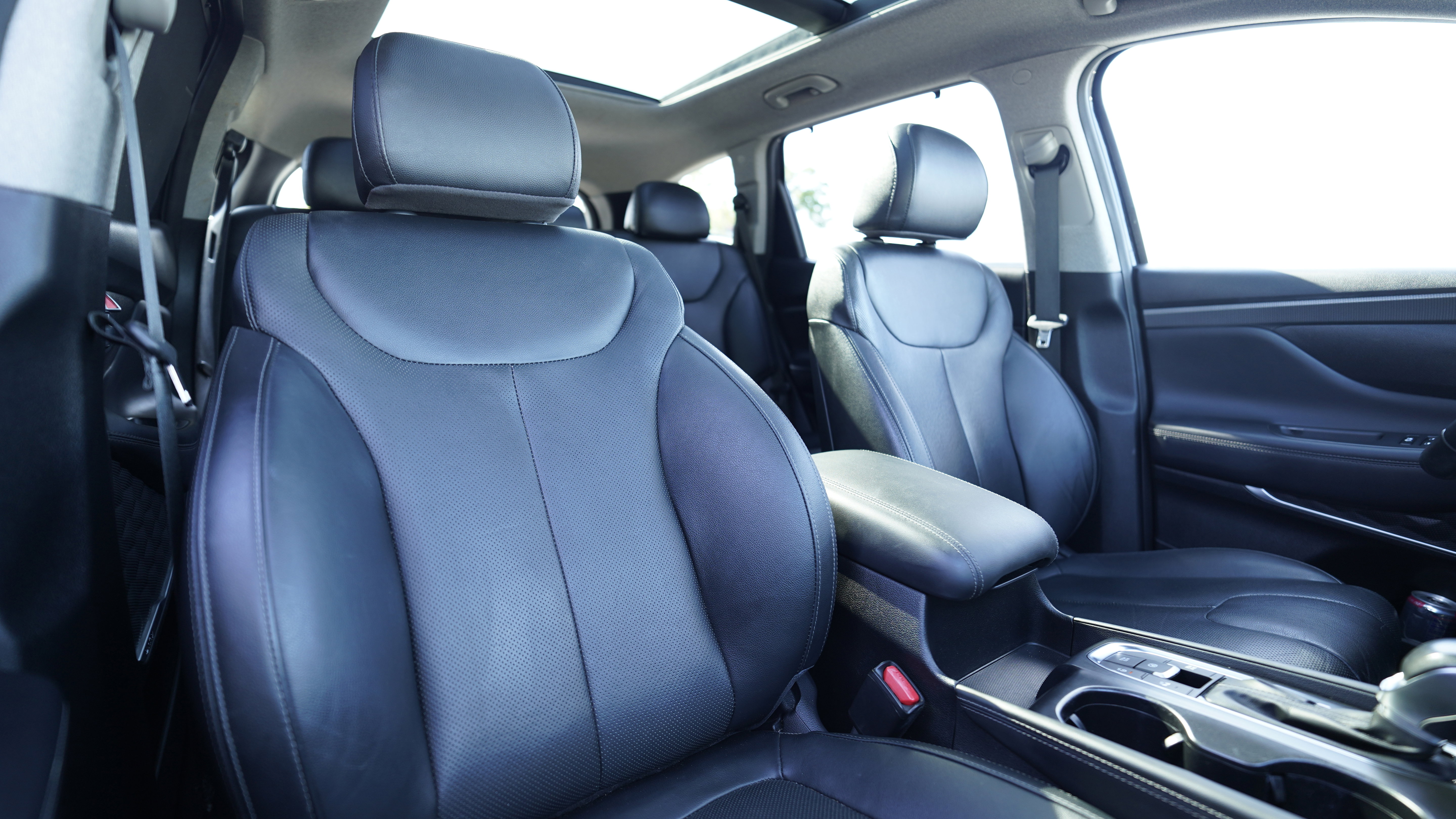 Used 2019 Hyundai Santa Fe Limited FWD image 11