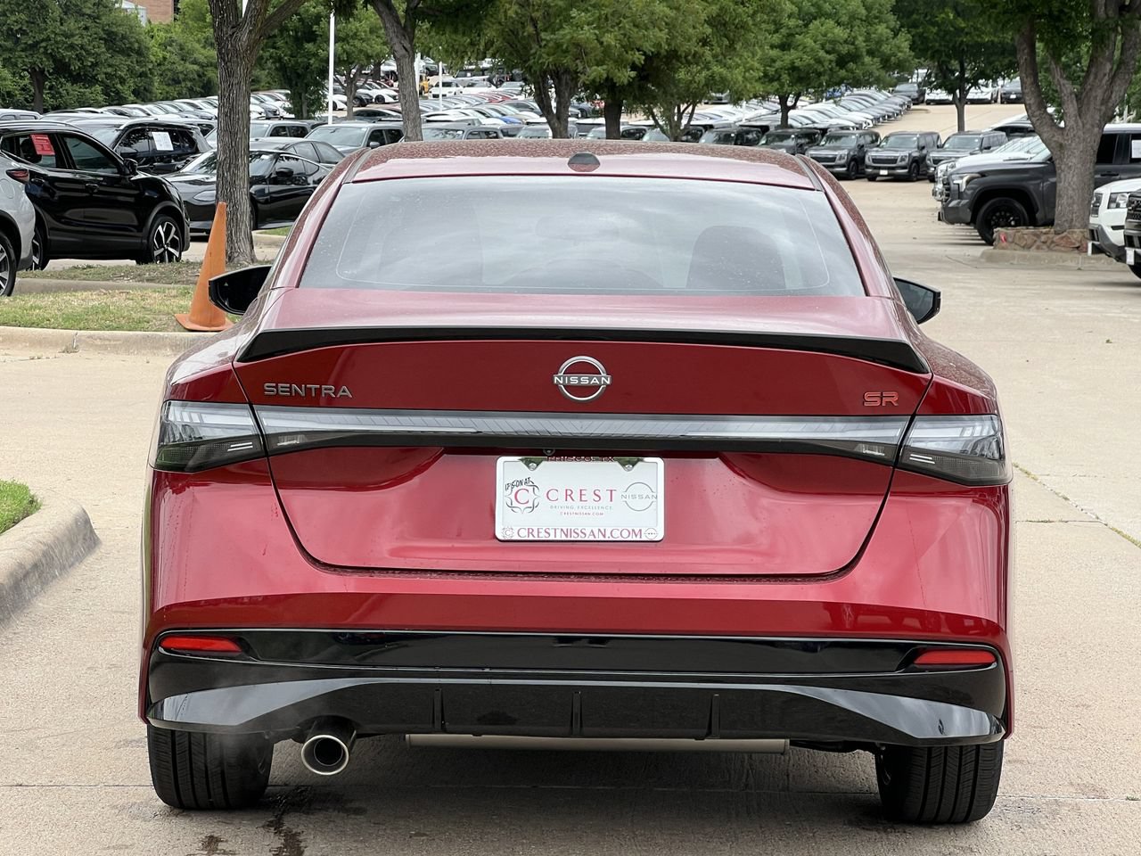New 2026 Nissan Sentra SR w/ Floor Mat Package FWD image 4