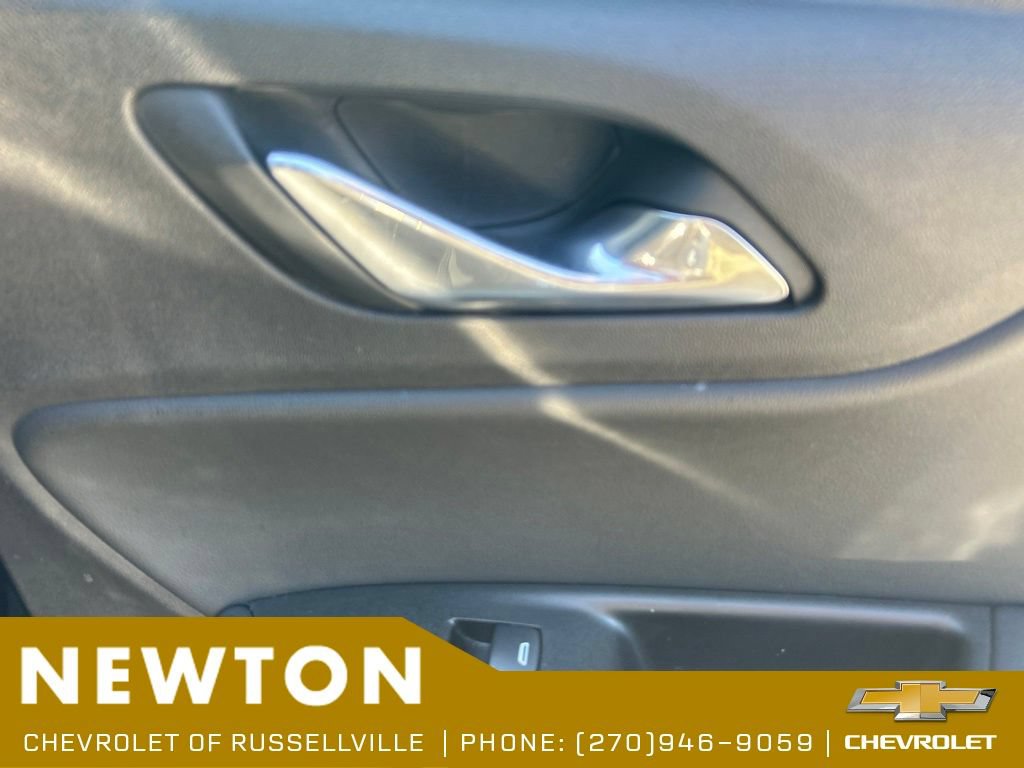 Used 2019 Chevrolet Blazer LT FWD image 32