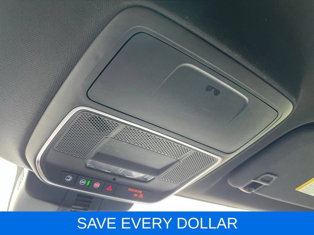 Used 2026 Chevrolet Traverse RS w/ LPO, Floor Liner Package FWD image 23