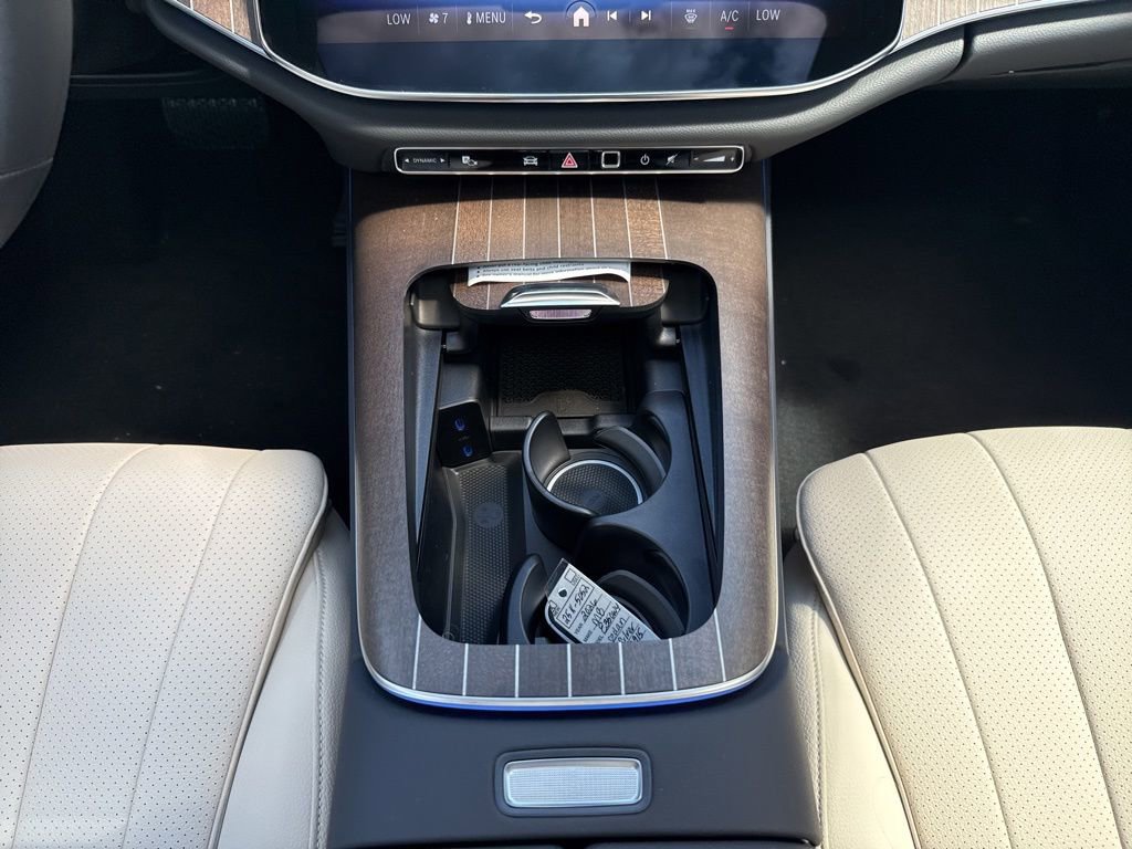 New 2026 Mercedes-Benz E 350 4MATIC Sedan image 24