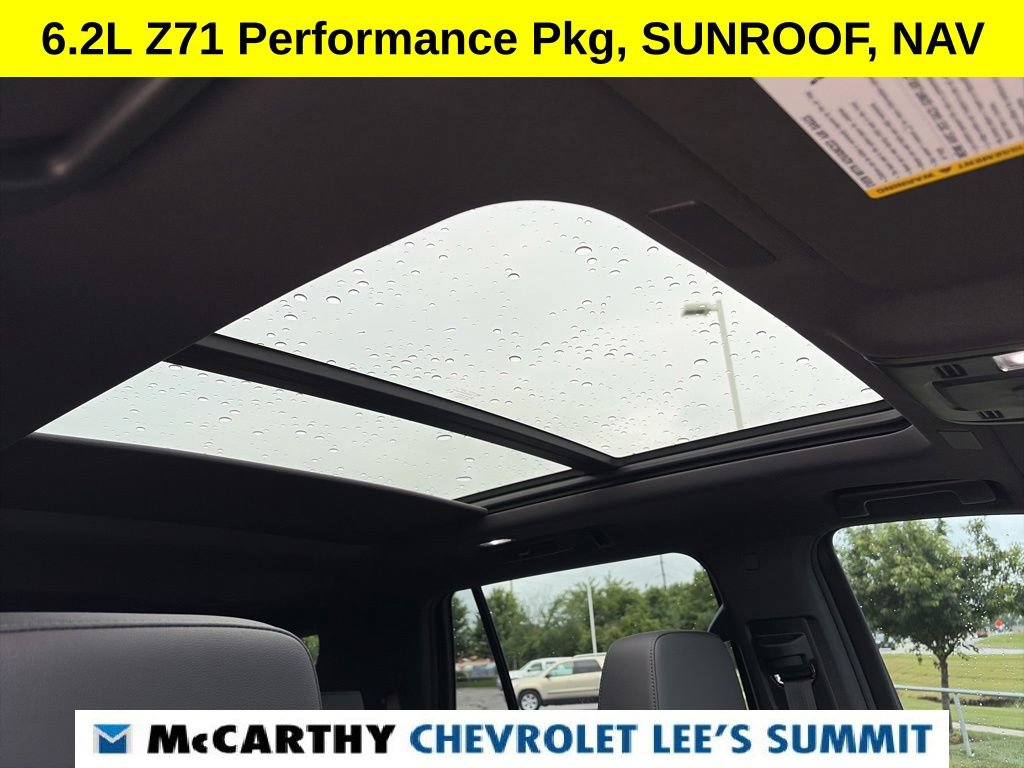 Used 2025 Chevrolet Tahoe Z71 w/ Z71 Off-Road Package AWD/4WD image 6