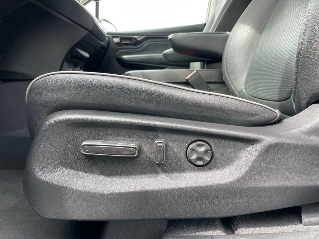 Certified 2025 Honda Odyssey Elite image 25