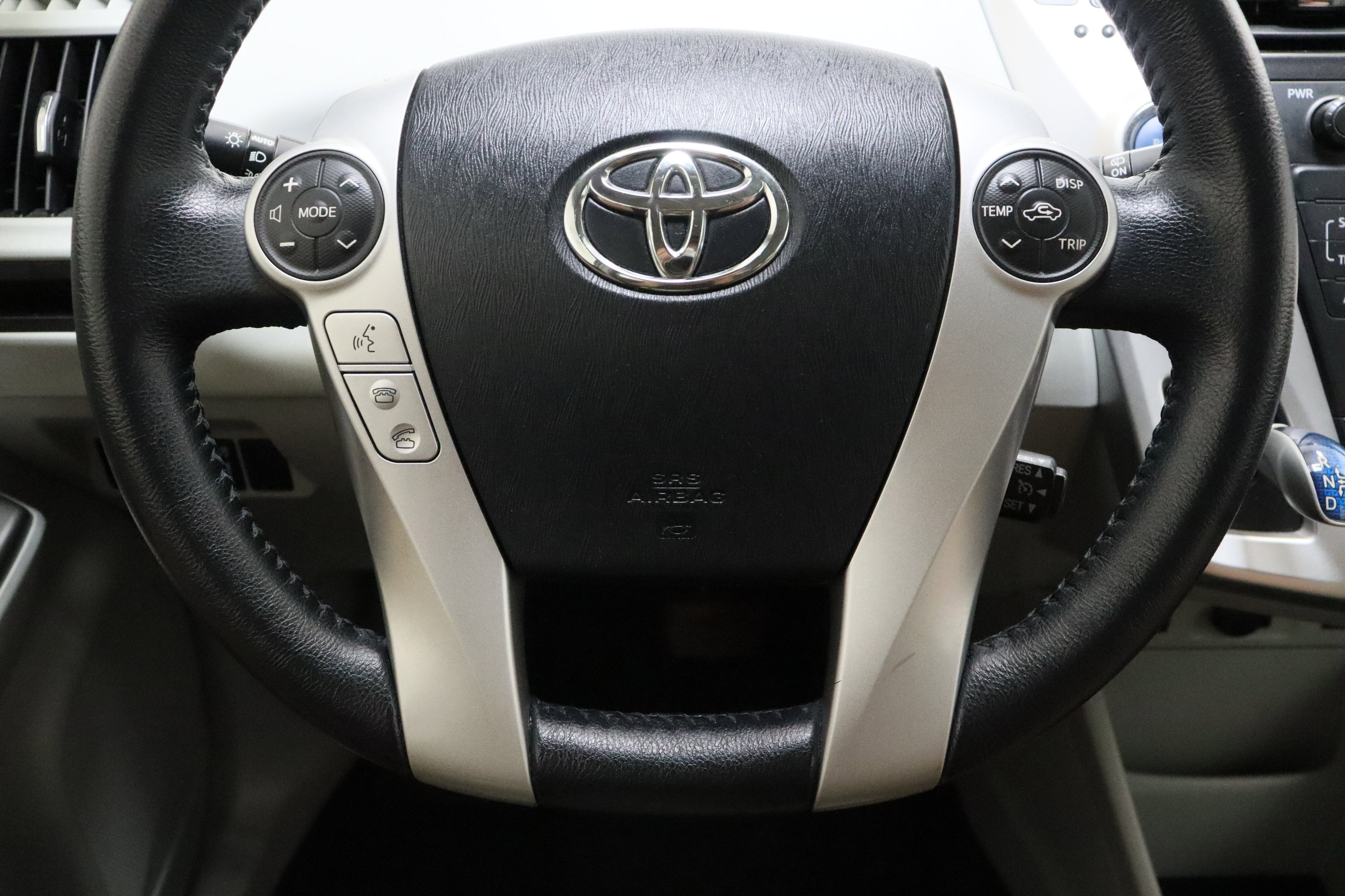 Used 2013 Toyota Prius V Five FWD image 24