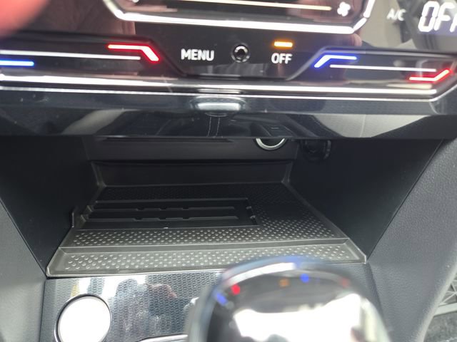 New 2026 Volkswagen Taos SE AWD/4WD image 33