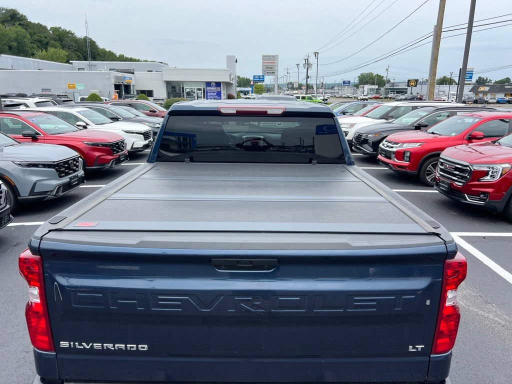 Used 2022 Chevrolet Silverado 1500 LT AWD/4WD image 23