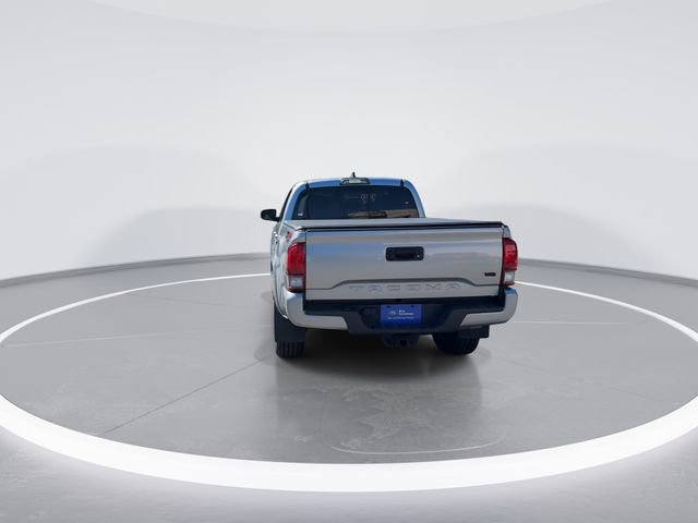 Used 2019 Toyota Tacoma TRD Sport AWD/4WD image 6