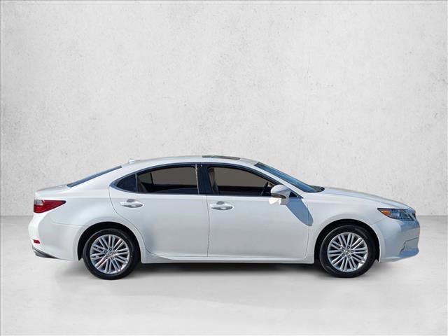 Used 2014 Lexus ES 350 w/ Luxury Package image 4