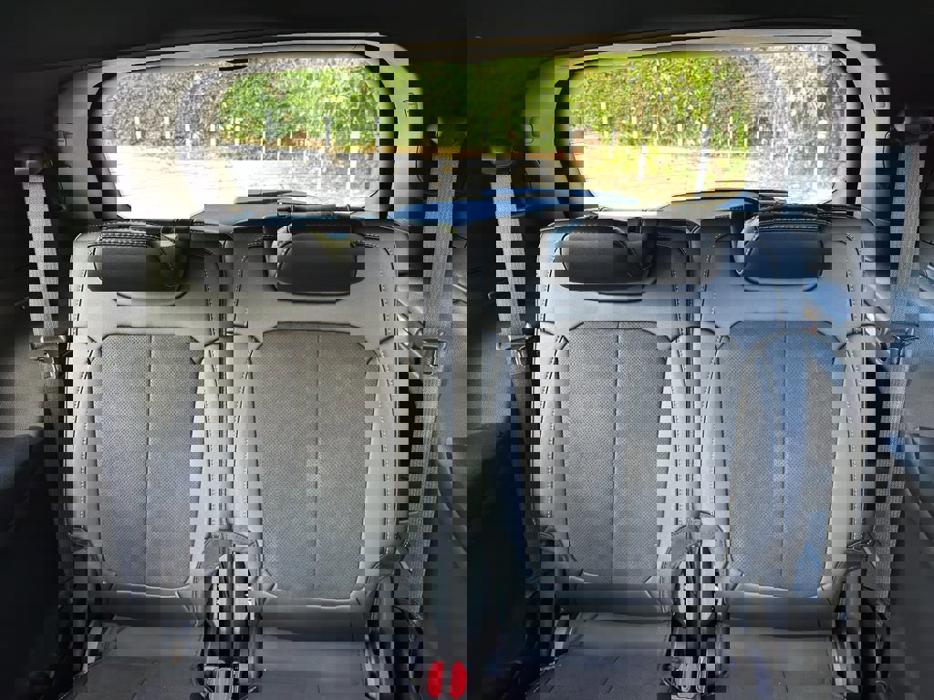 New 2025 Jeep Grand Cherokee L Altitude image 23