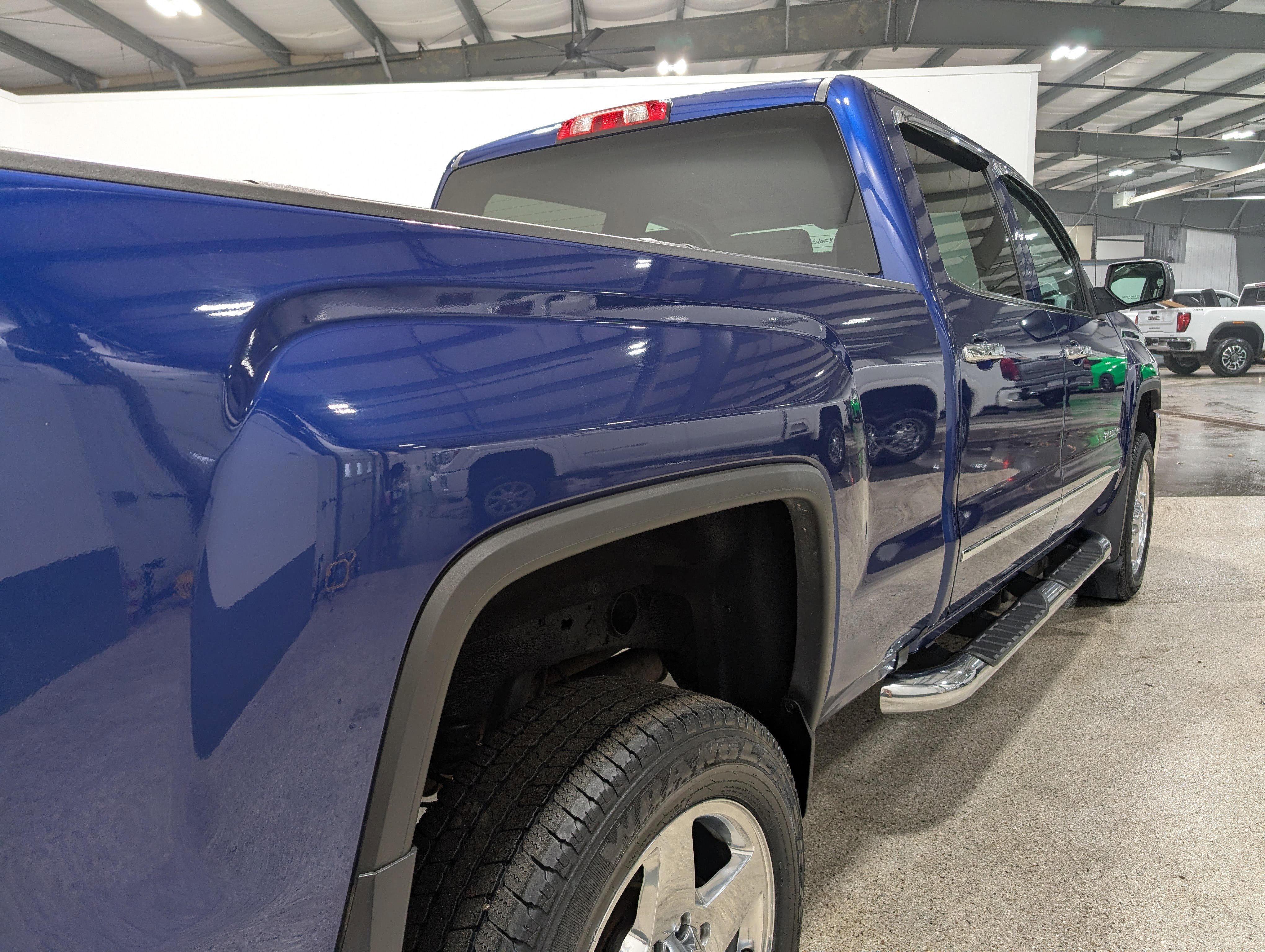 Used 2015 GMC Sierra 2500 SLT image 3