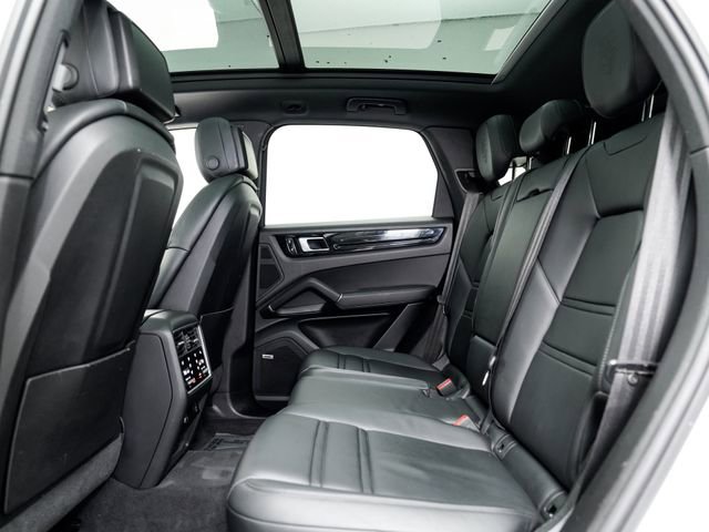 Used 2019 Porsche Cayenne image 26