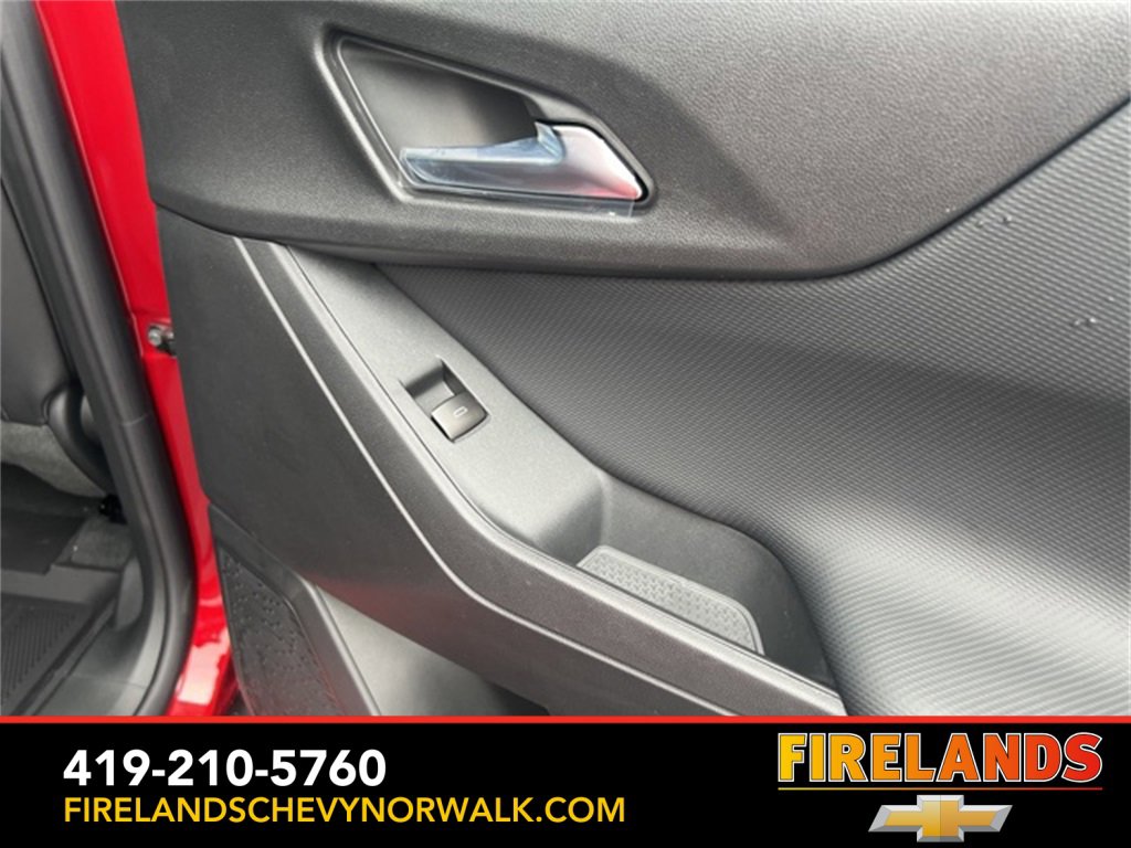 New 2026 Chevrolet Equinox LT w/ Convenience Package II image 36