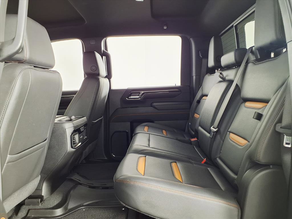 Used 2024 GMC Sierra 2500 AT4 w/ Technology Package image 13