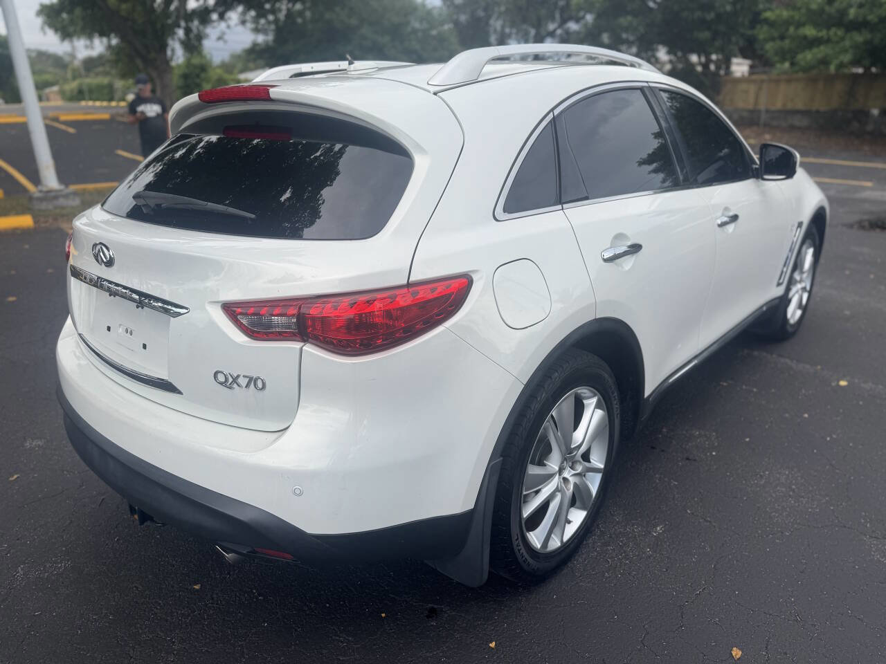 Used 2014 INFINITI QX70 2WD w/ Premium Package image 4