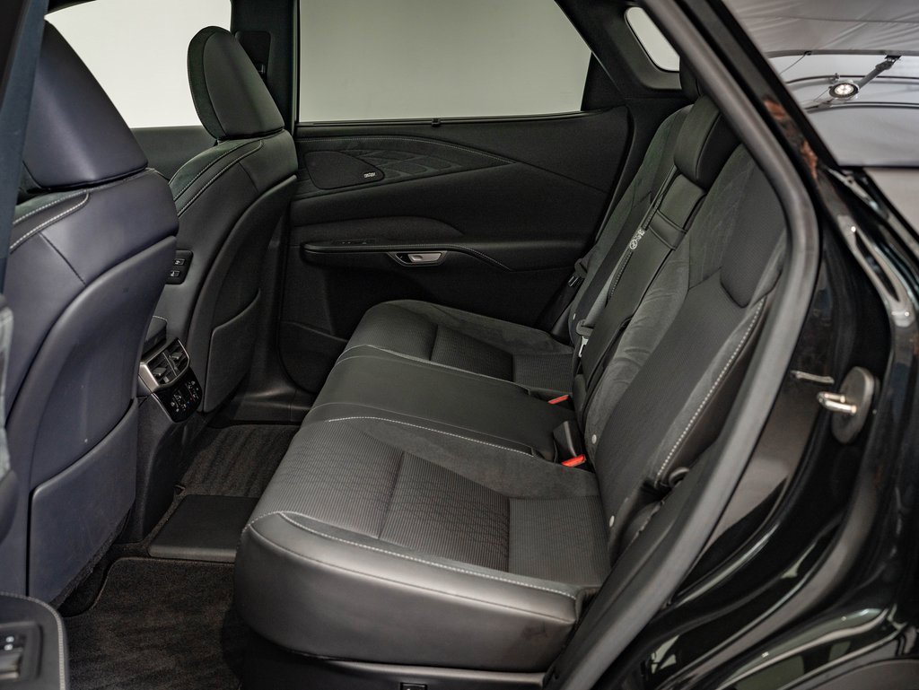 Certified 2024 Lexus RX 450h AWD w/ Convenience Package image 36