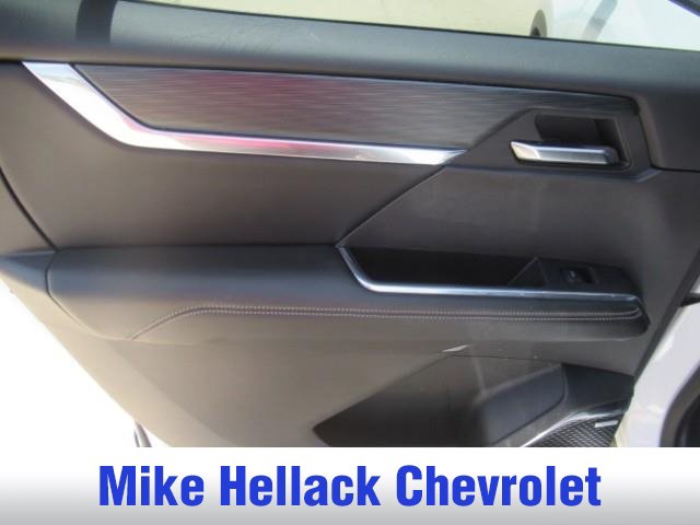 Used 2025 GMC Acadia Elevation FWD image 22