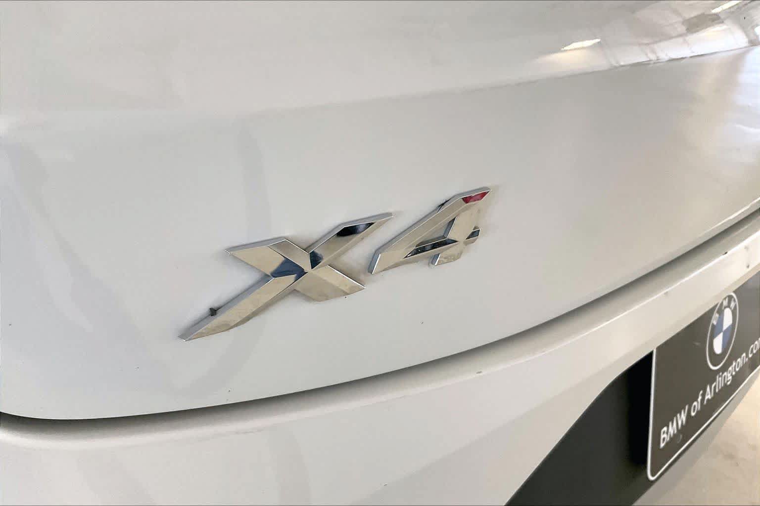 Used 2025 BMW X4 xDrive30i AWD/4WD image 9