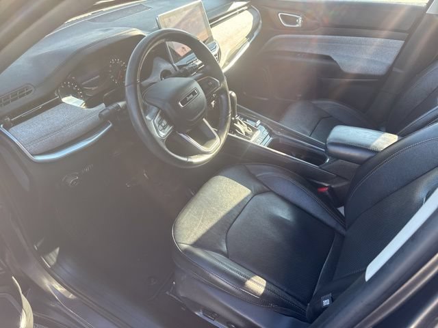 Used 2022 Jeep Compass Latitude AWD/4WD image 6