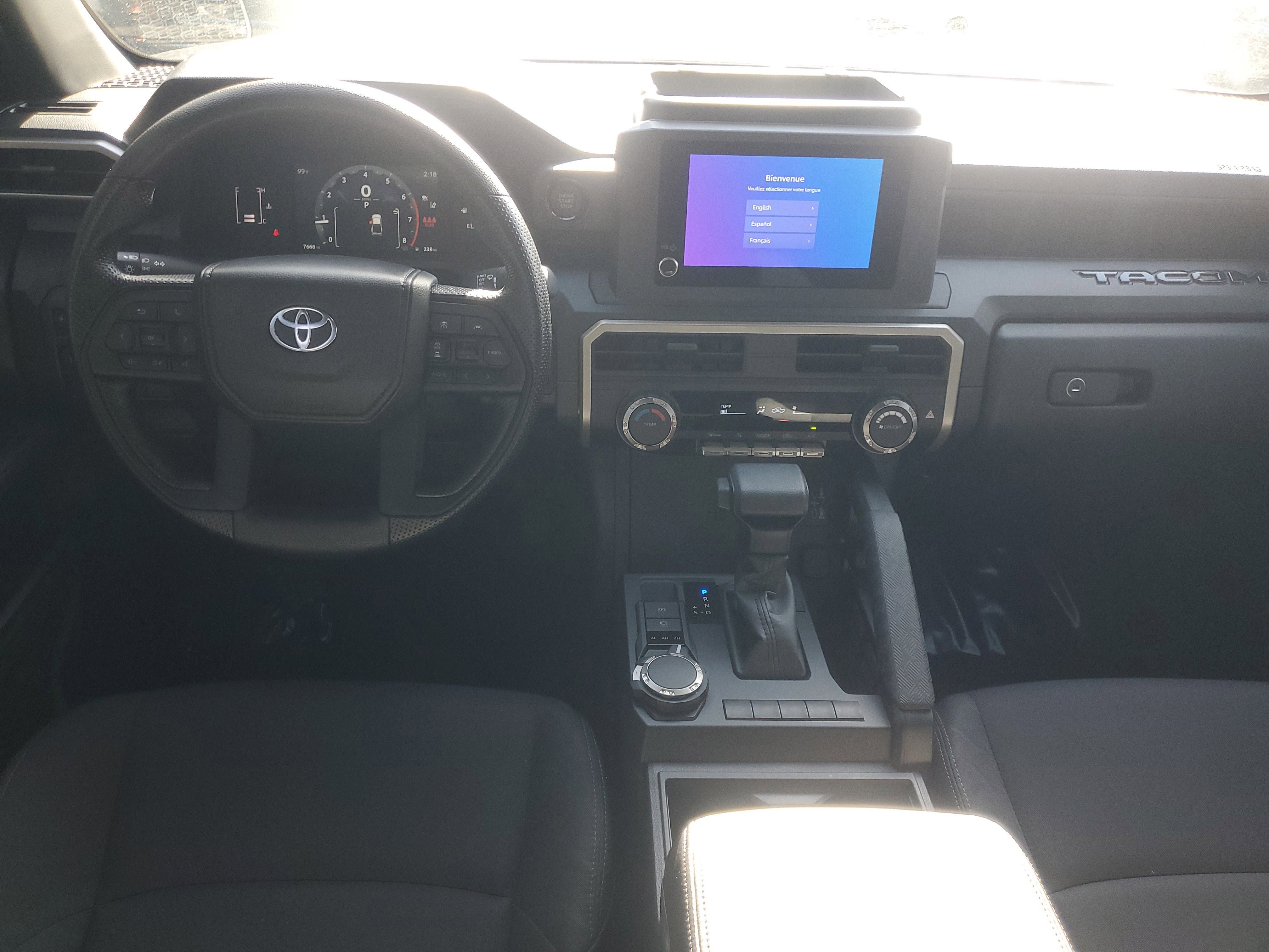 Used 2025 Toyota Tacoma SR image 8