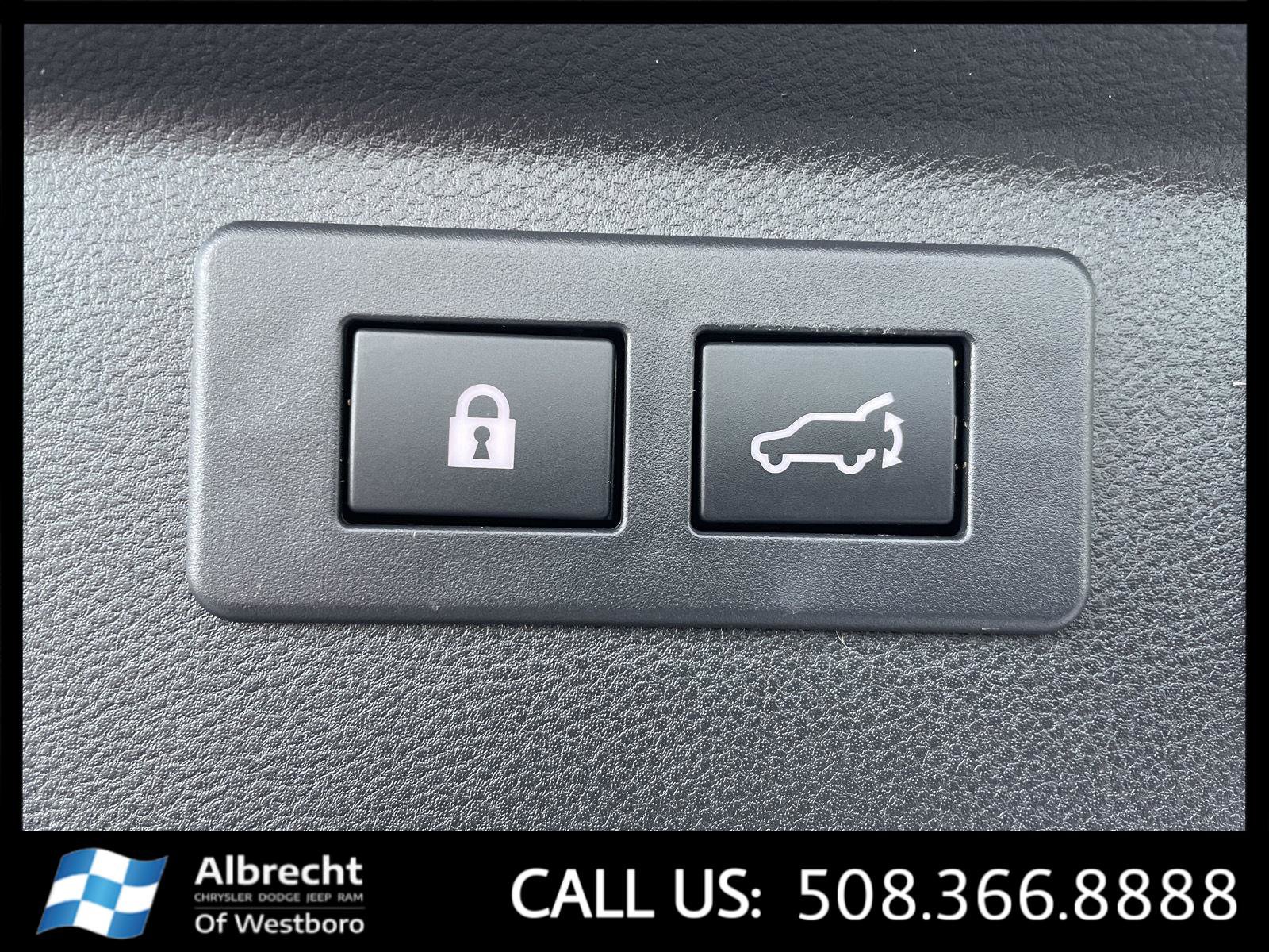 Used 2023 Subaru Forester Limited image 16