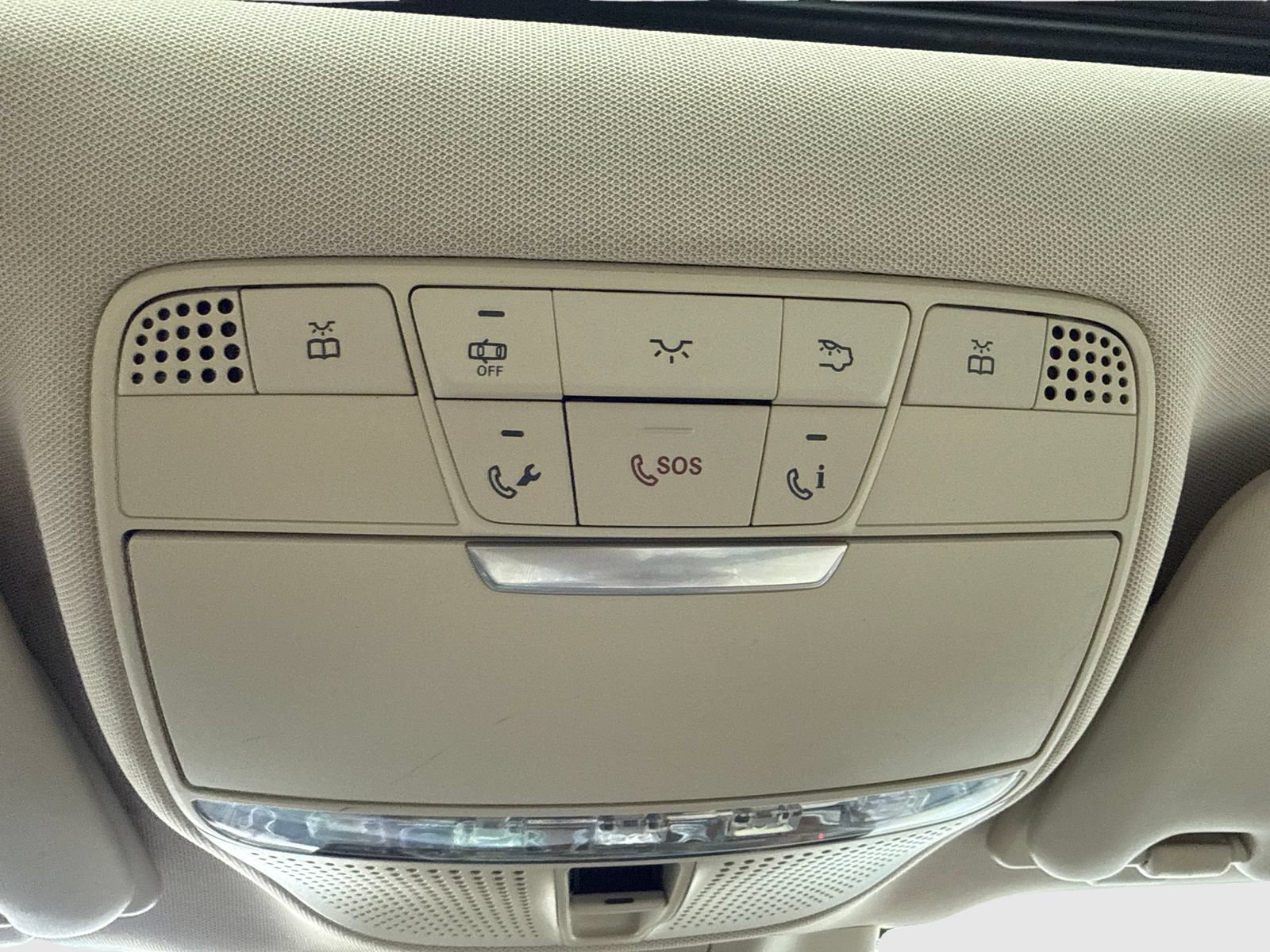 Used 2018 Mercedes-Benz E 300 w/ Premium 1 Package image 34