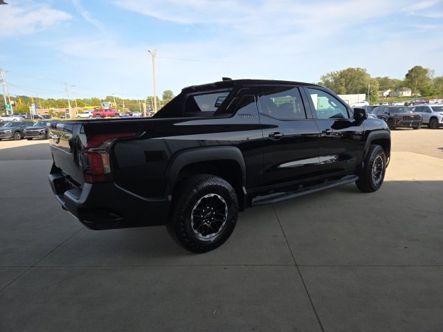 New 2026 Chevrolet Silverado EV Trail Boss image 5