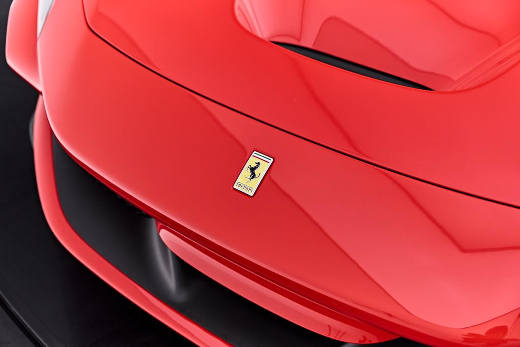 Used 2020 Ferrari F8 Tributo RWD image 28