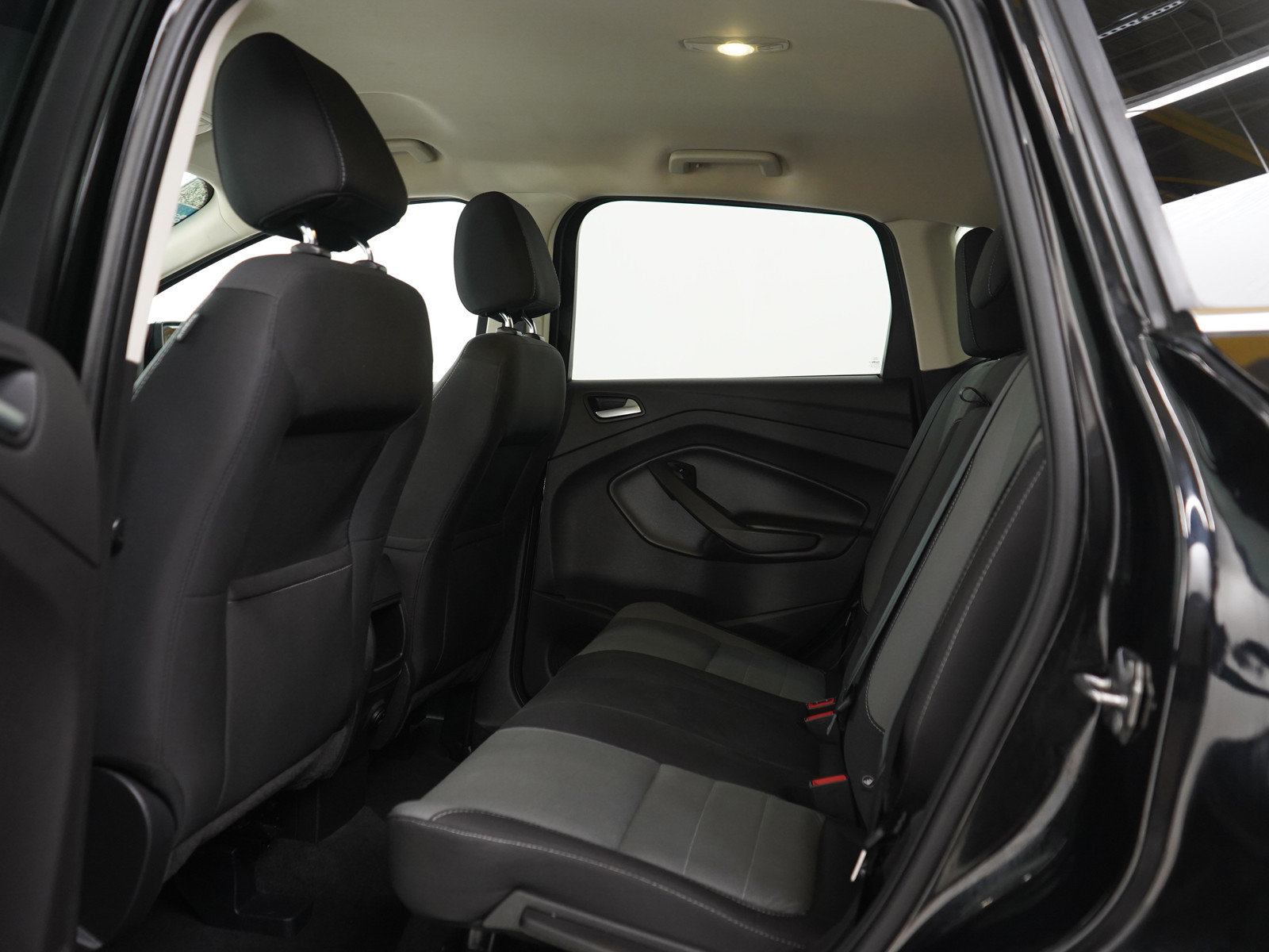 Used 2016 Ford Escape SE AWD/4WD image 17