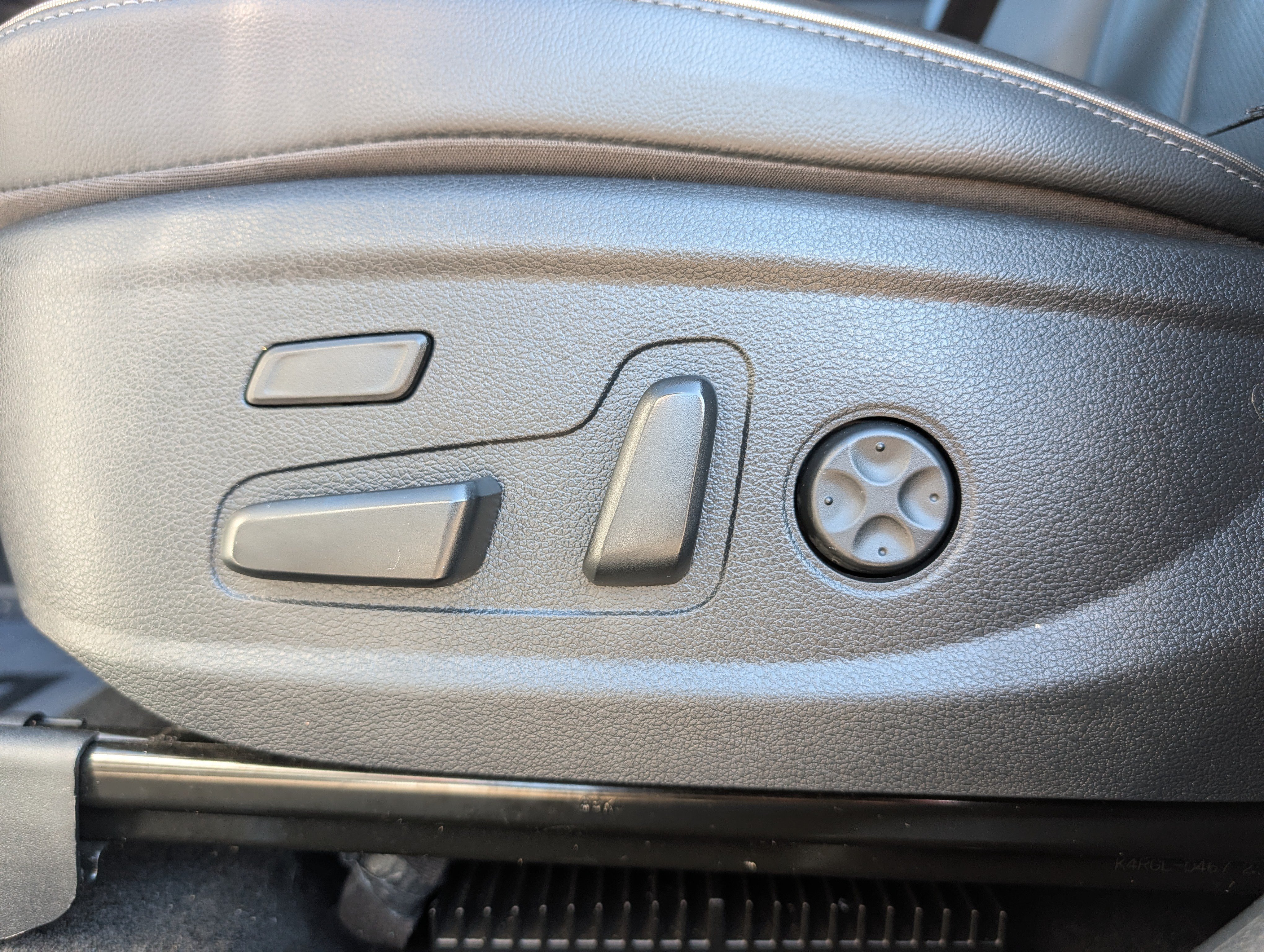 Certified 2022 Hyundai Santa Fe Limited AWD/4WD image 19