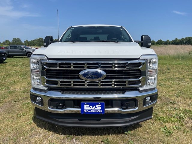New 2025 Ford F350 XLT image 13