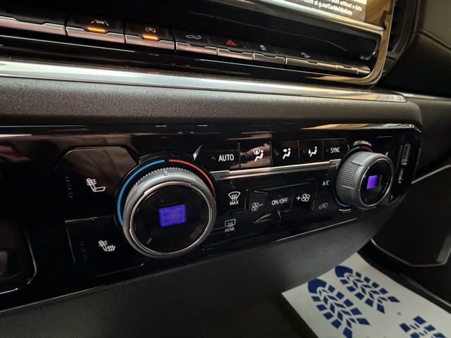 Used 2022 Chevrolet Silverado 1500 LT image 20