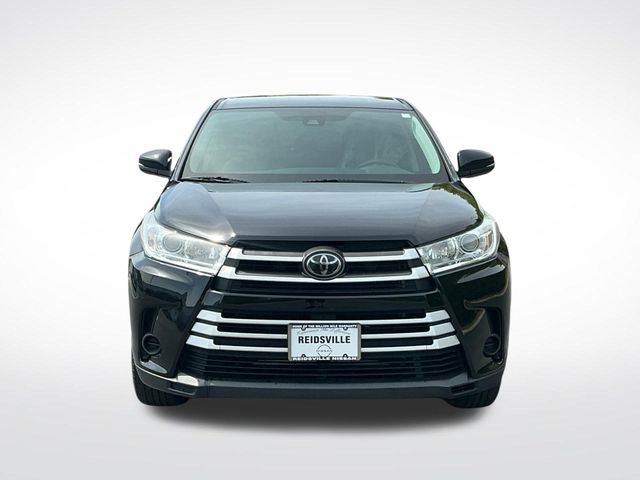 Used 2018 Toyota Highlander LE AWD/4WD image 9