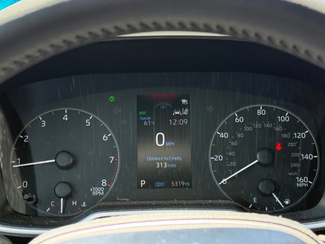 Used 2025 Toyota Corolla SE FWD image 14