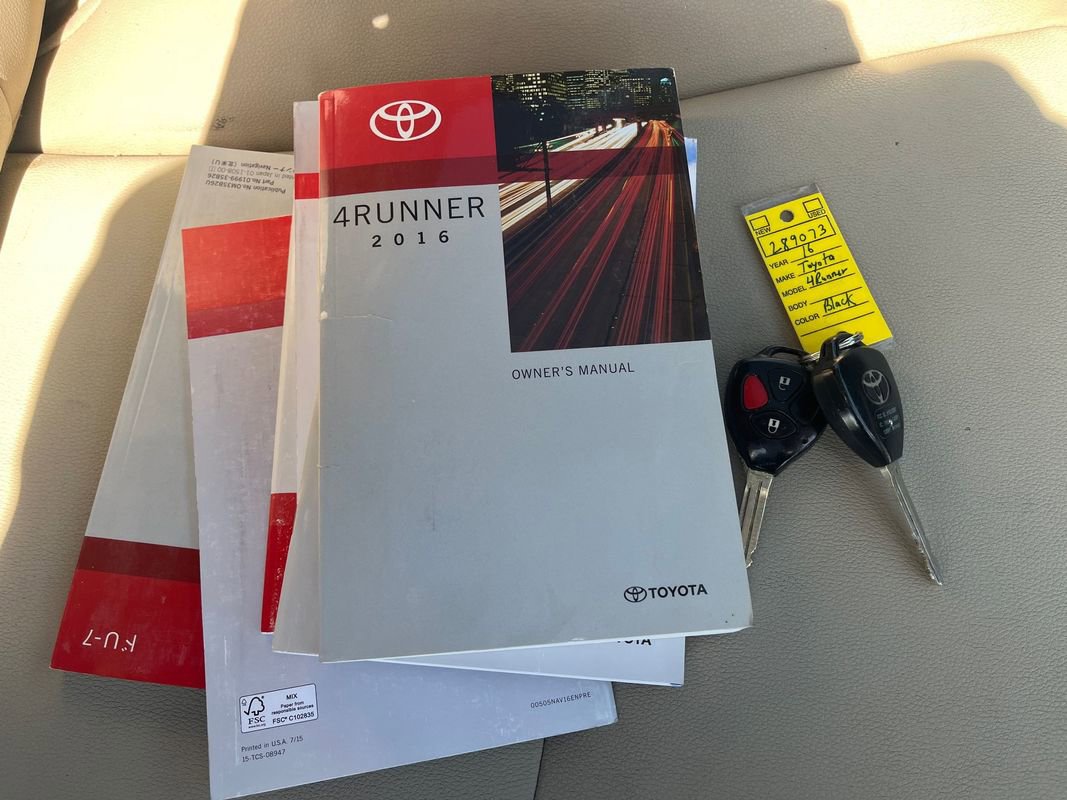 Used 2016 Toyota 4Runner SR5 Premium image 27