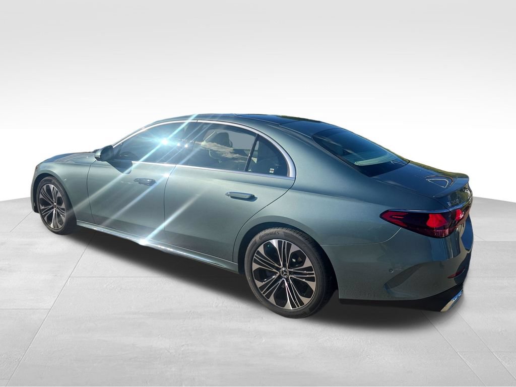 New 2026 Mercedes-Benz E 350 4MATIC Sedan image 3