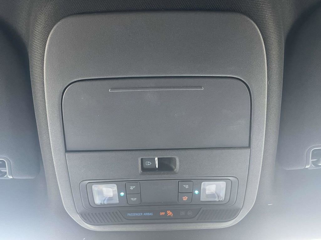 New 2025 Ford F150 XLT w/ Equipment Group 302A MID image 24